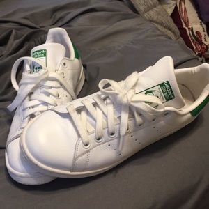 Woman’s Stan Smith’s